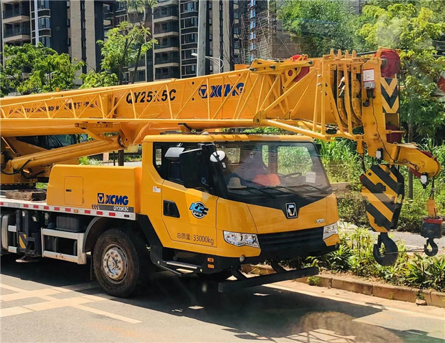 蔡甸区大件设备吊装租赁吊车